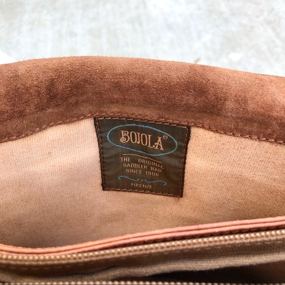 Bojola Italian Leather Magnetic Closure Cross-Bag - Picture 10 of 10